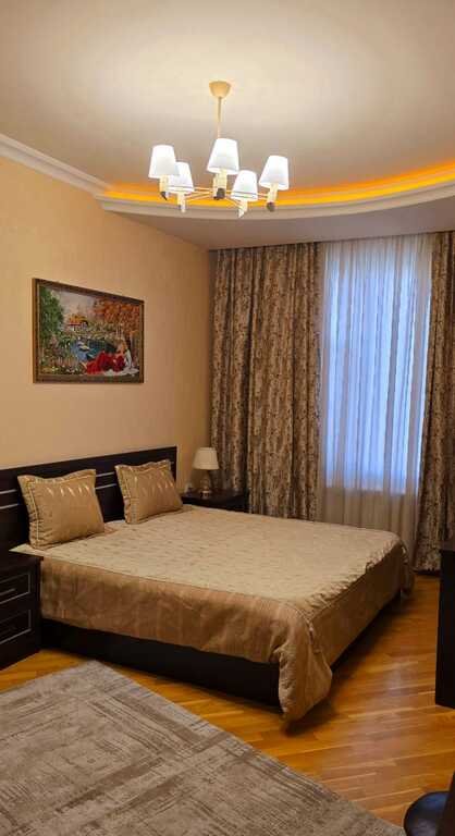 Kirayə verilir 3 otaqlı yeni tikili, 170 m², İçərişəhər m.-5
