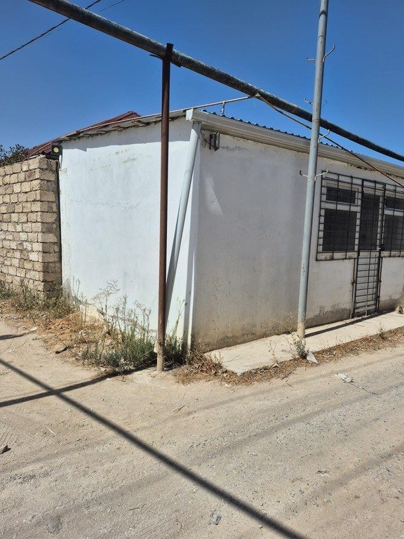 40 m<sup>2</sup> obyekt satılır, Buzovna-3