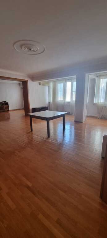 Satılır 5 otaqlı yeni tikili, 200 m², Nizami m.-12