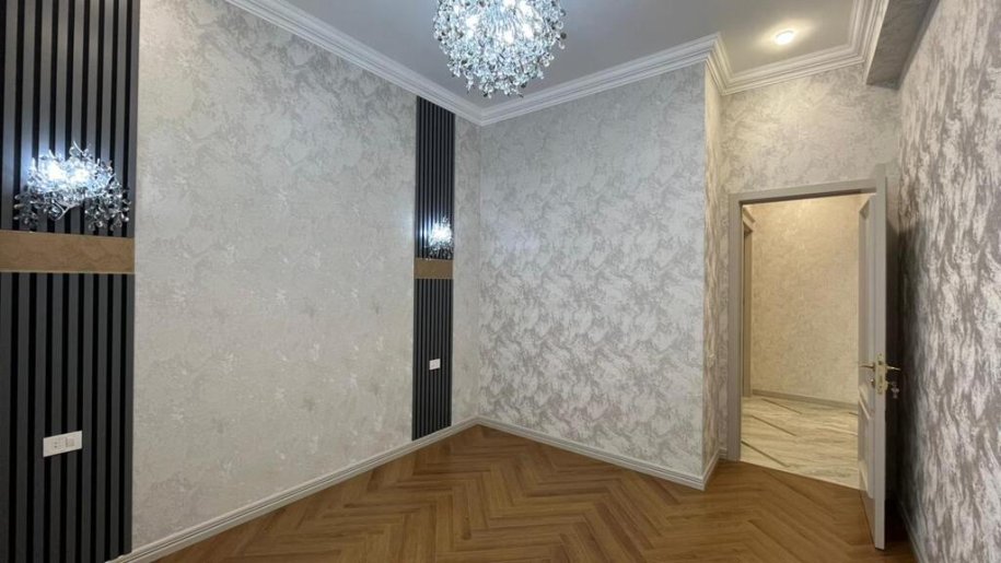 Satılır 4 otaqlı yeni tikili, 160 m², Bakmil m.-8