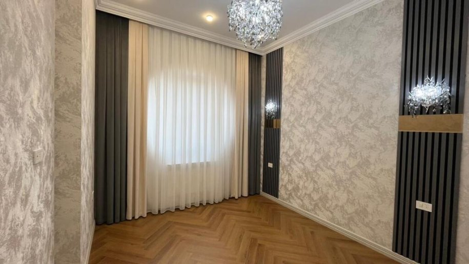 Satılır 4 otaqlı yeni tikili, 160 m², Bakmil m.-10