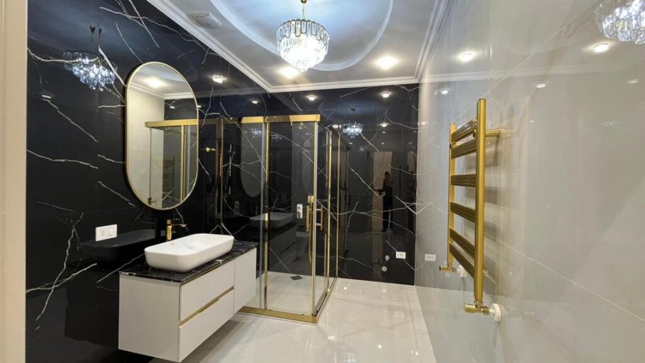 Satılır 4 otaqlı yeni tikili, 160 m², Bakmil m.-12