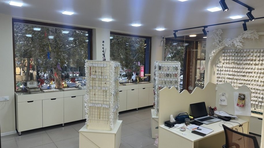 50 kv.m. obyekt icarəyə verilir, Memar Əcəmi m.-1