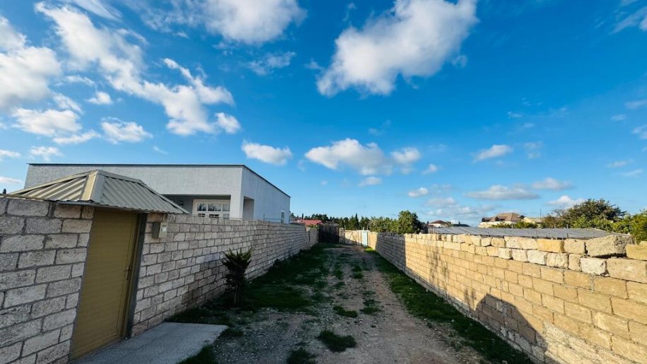 12.2 sot torpaq satılır, Buzovna-12