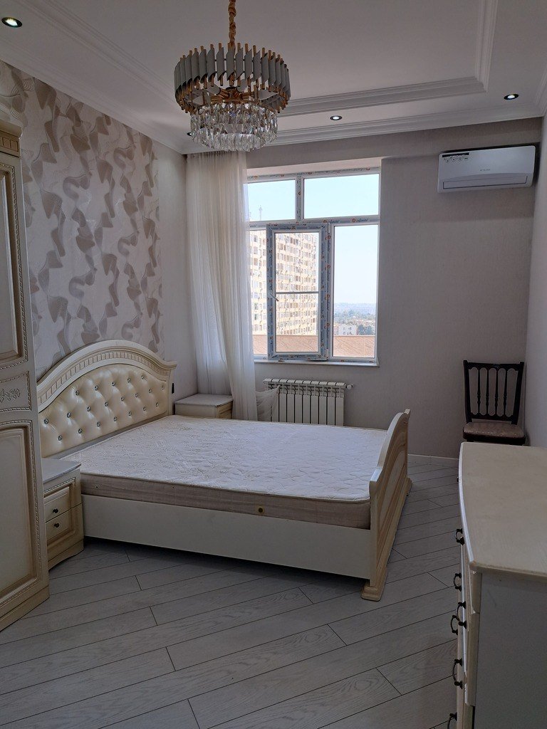 Kirayə verilir 3 otaqlı yeni tikili, 136 m², Qara Qarayev m.-3