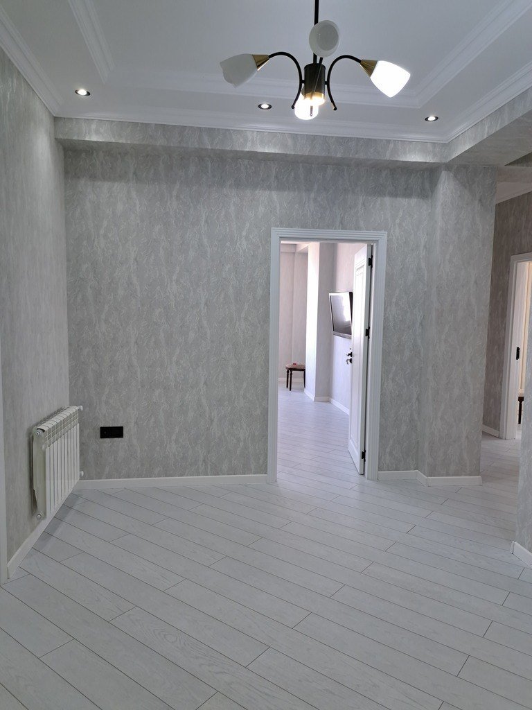 Kirayə verilir 3 otaqlı yeni tikili, 136 m², Qara Qarayev m.-10