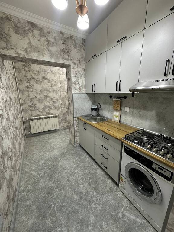 Kirayə verilir 1 otaqlı yeni tikili, 50 m², Xalqlar dostluğu m.-18