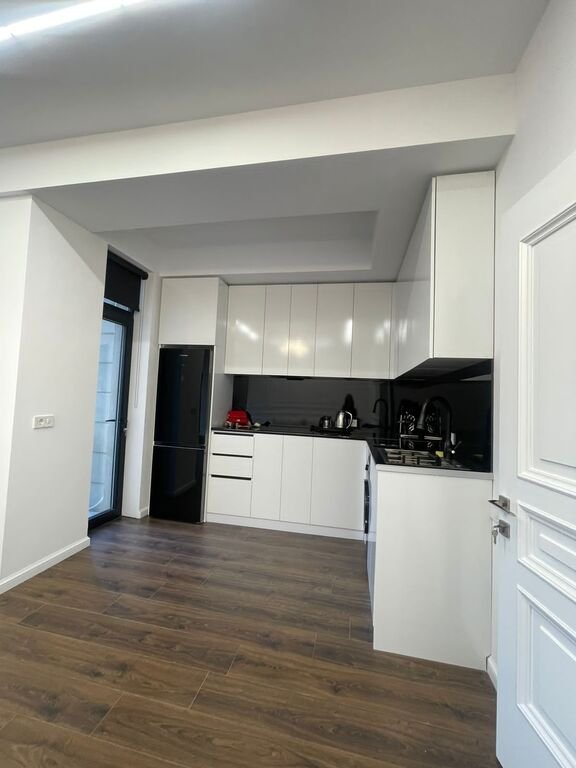 Kirayə verilir 3 otaqlı yeni tikili, 120 m², İçərişəhər m.-5