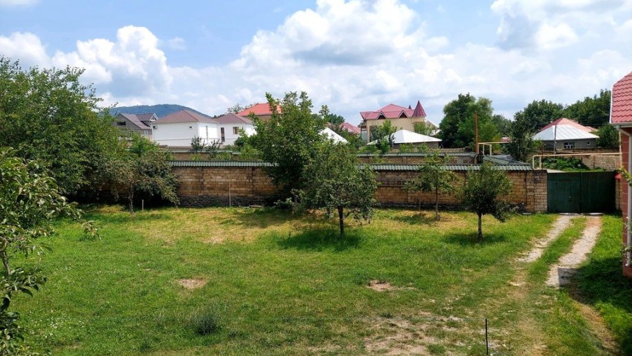 10 sot torpaq satılır, Qəbələ-4