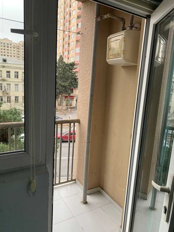 Kirayə verilir 1 otaqlı köhnə tikili, 32 m², Gənclik m.-8