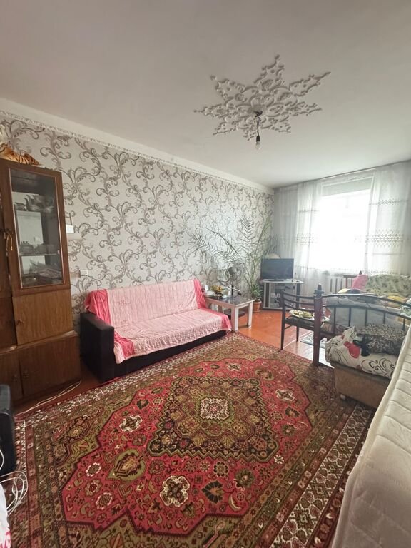Satılır 2 otaqlı köhnə tikili, 60 m², Massiv D-2