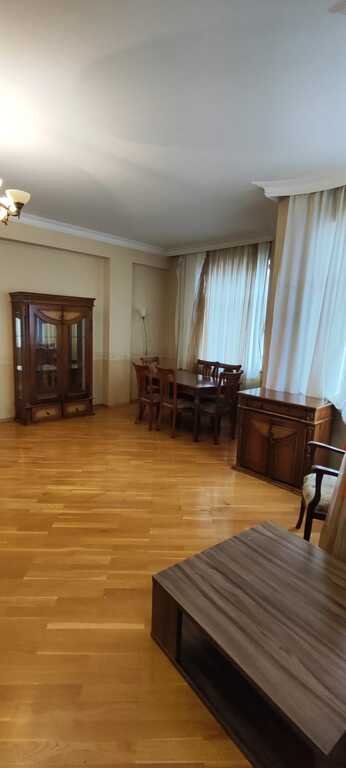 Kirayə verilir 3 otaqlı yeni tikili, 135 m², İçərişəhər m.-9