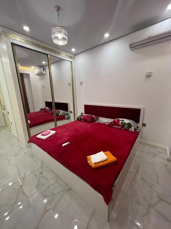 Satılır 4 otaqlı yeni tikili, 148 m², 8 noyabr-2