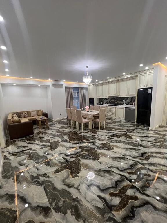 Kirayə verilir 4 otaqlı yeni tikili, 148 m², 8 noyabr-1