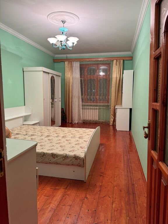 Kirayə verilir 5 otaqlı köhnə tikili, 120 m², Əhmədli m.-9