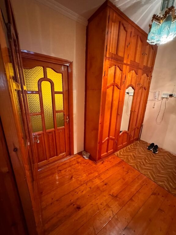 Kirayə verilir 5 otaqlı köhnə tikili, 120 m², Əhmədli m.-13