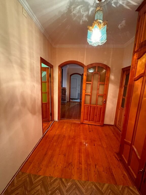 Kirayə verilir 5 otaqlı köhnə tikili, 120 m², Əhmədli m.-15