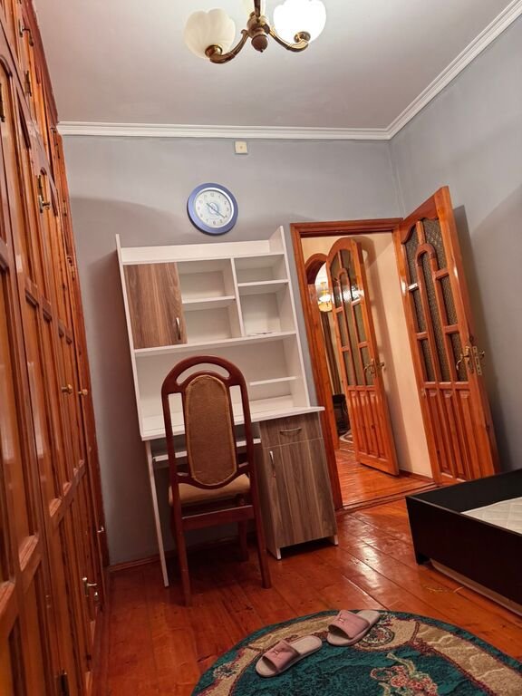 Kirayə verilir 5 otaqlı köhnə tikili, 120 m², Əhmədli m.-16