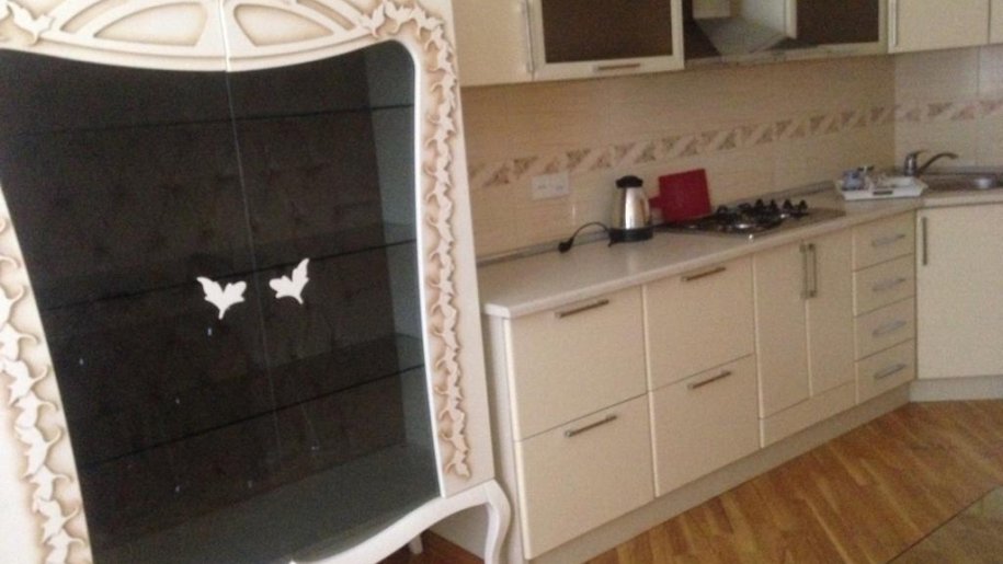 Satılır 5 otaqlı köhnə tikili, 100 m², Koroğlu m.-2