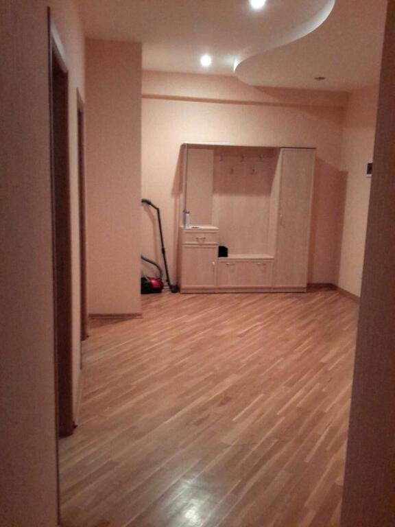 Satılır 5 otaqlı köhnə tikili, 100 m², Koroğlu m.-5