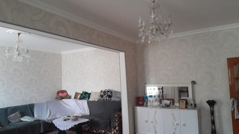 Satılır 5 otaqlı köhnə tikili, 110 m², Xalqlar dostluğu m.-1