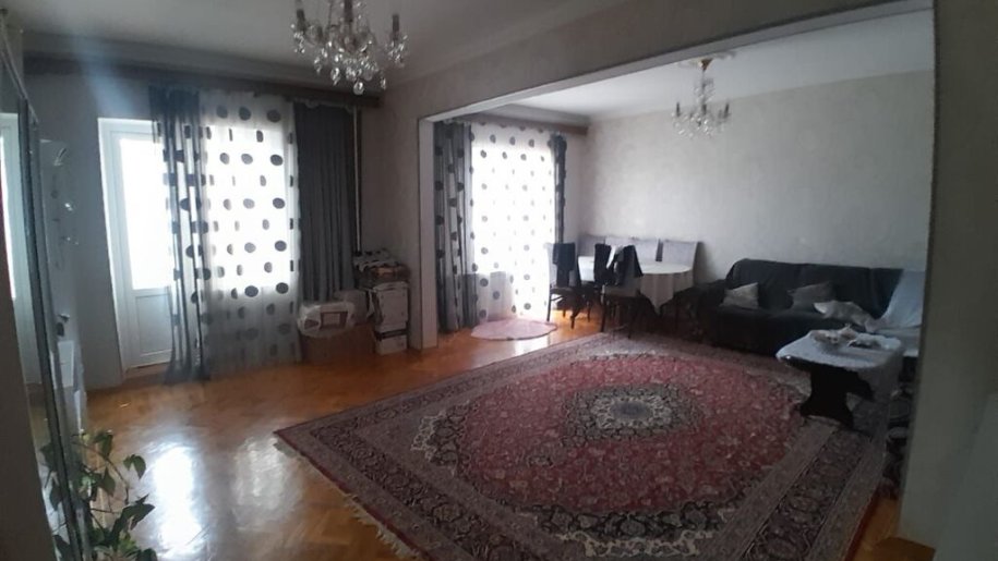 Satılır 5 otaqlı köhnə tikili, 110 m², Xalqlar dostluğu m.-3