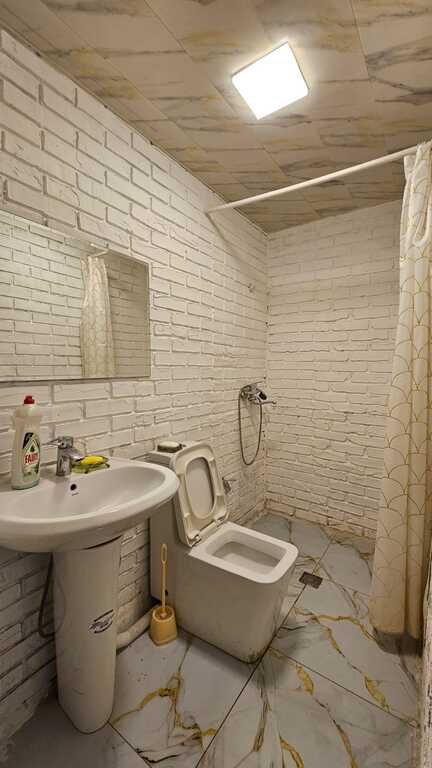 Kirayə verilir 1 otaqlı köhnə tikili, 36 m², Bayıl-4