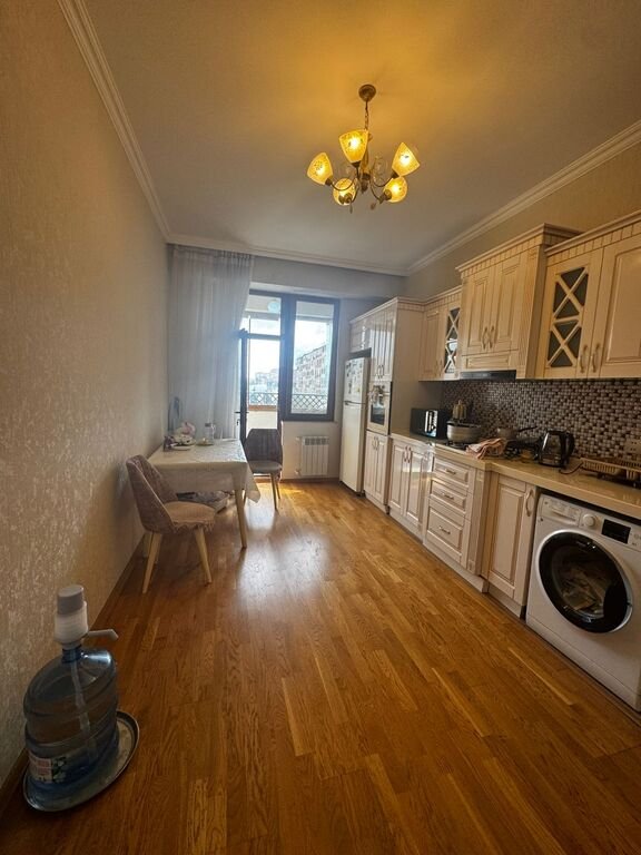 Kirayə verilir 2 otaqlı yeni tikili, 80 m², Azadlıq Prospekti m.-16