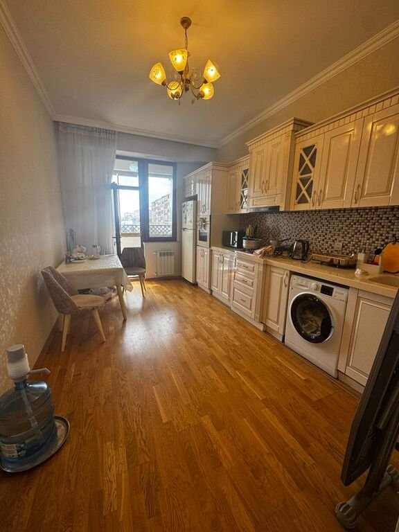 Kirayə verilir 2 otaqlı yeni tikili, 80 m², Azadlıq Prospekti m.-18
