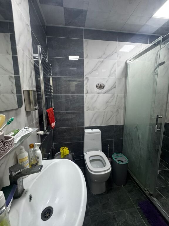 Kirayə verilir 2 otaqlı yeni tikili, 80 m², Azadlıq Prospekti m.-25