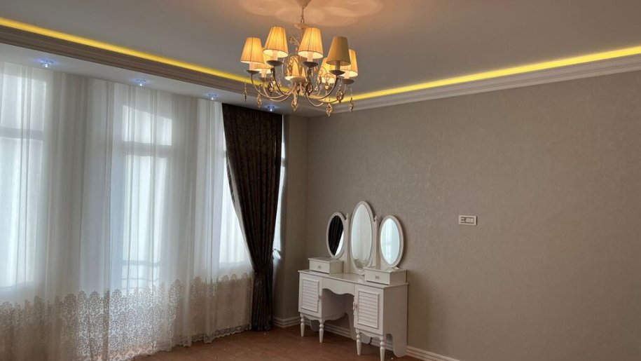 Kirayə verilir 4 otaqlı yeni tikili, 180 m², Elmlər Akademiyası m.-13