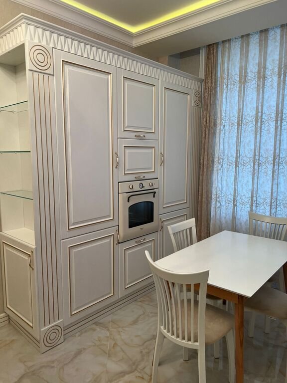Kirayə verilir 4 otaqlı yeni tikili, 180 m², Elmlər Akademiyası m.-20