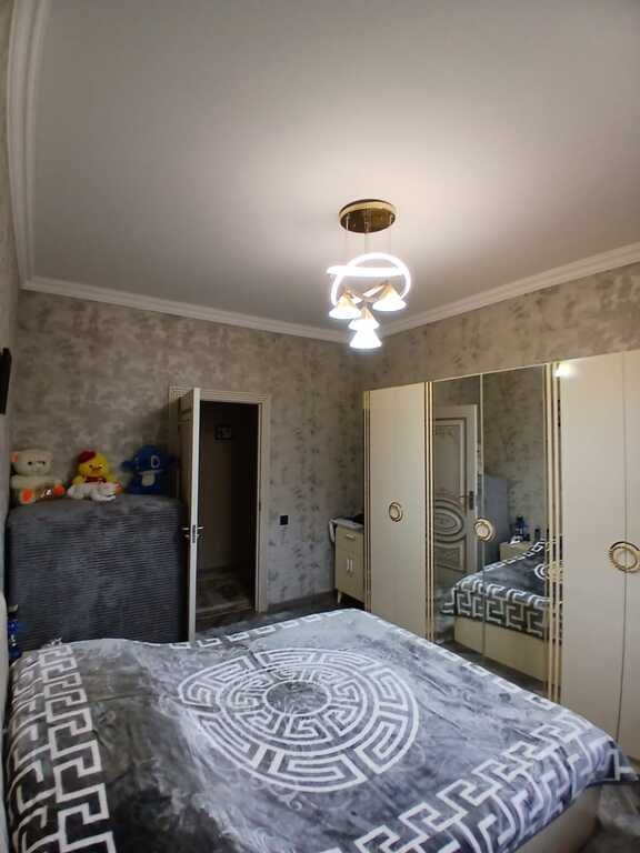 Satılır 2 otaqlı köhnə tikili, 60 m², Qaraçuxur-3