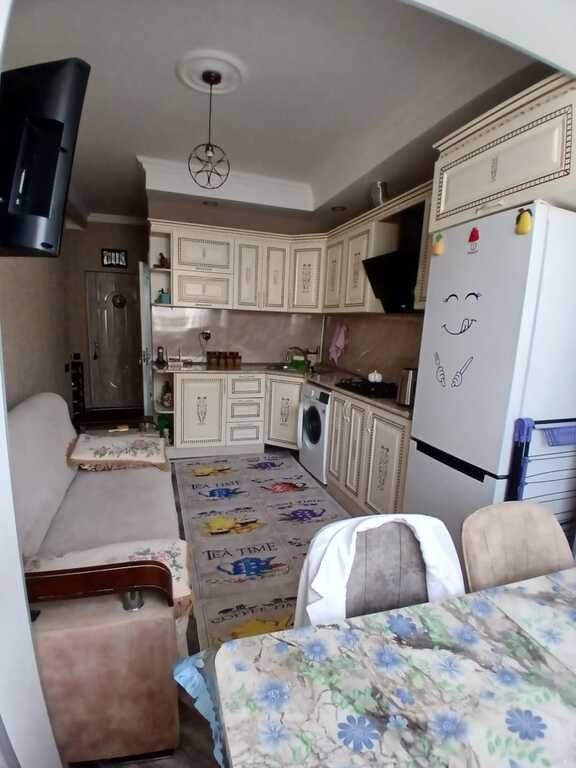 Satılır 2 otaqlı köhnə tikili, 60 m², Qaraçuxur-5