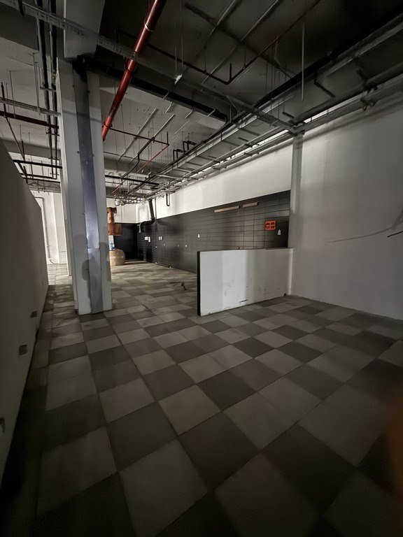 475 kv.m. obyekt icarəyə verilir, Bakıxanov (Razin)-1