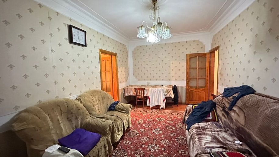 Satılır 5 otaqlı köhnə tikili, 100 m², Xalqlar dostluğu m.-1