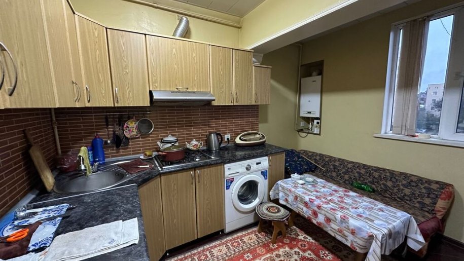 Satılır 5 otaqlı köhnə tikili, 100 m², Xalqlar dostluğu m.-8