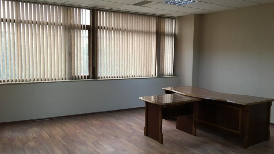 325 m<sup>2</sup> ofis icarəyə verilir, Nəriman Nərimanov m.-2