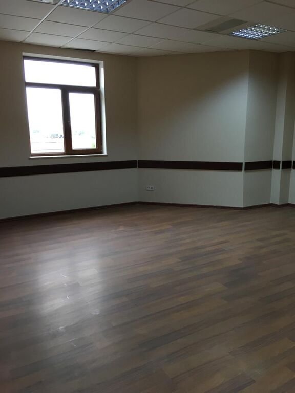 325 m<sup>2</sup> ofis icarəyə verilir, Nəriman Nərimanov m.-3