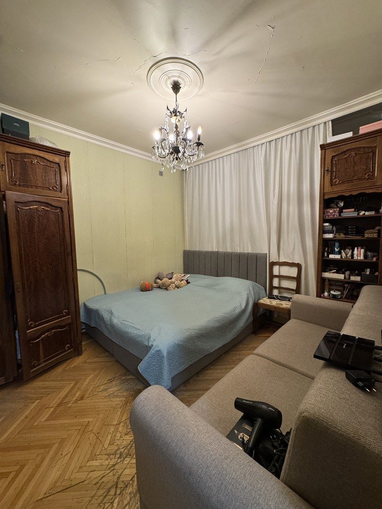 Satılır 4 otaqlı köhnə tikili, 101 m², Azadlıq Prospekti m.-3