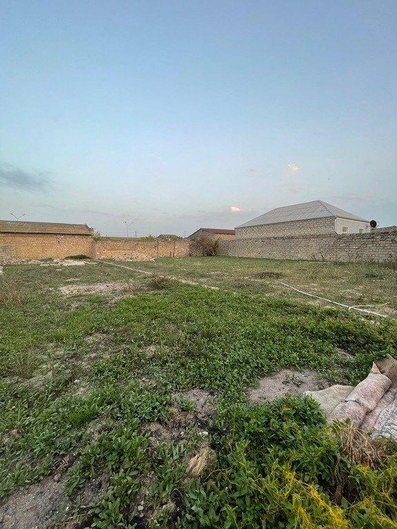 11 sot torpaq satılır, Binə-1