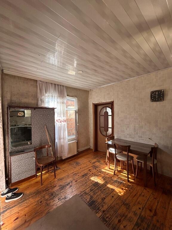 Kirayə verilir 2 otaqlı köhnə tikili, 80 m², Nəsimi-5
