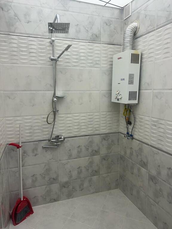 Satılır 2 otaqlı köhnə tikili, 58 m², 20 Yanvar m.-11
