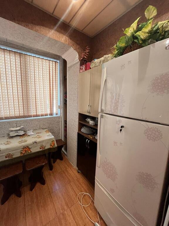 Satılır 2 otaqlı köhnə tikili, 53 m², Xalqlar dostluğu m.-5