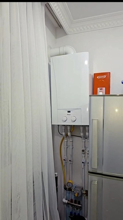 Satılır 3 otaqlı köhnə tikili, 90 m², Gəncə-2