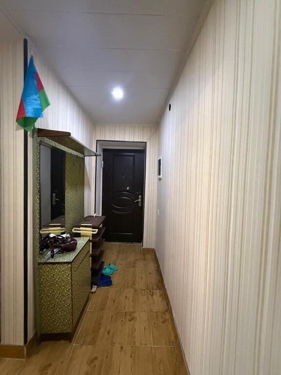 Satılır 4 otaqlı köhnə tikili, 105 m², Neftçilər m.-14