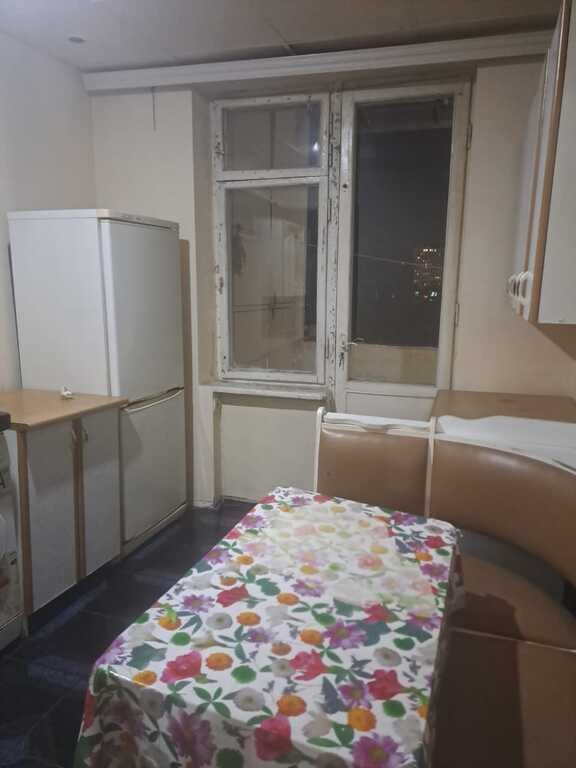 Kirayə verilir 2 otaqlı köhnə tikili, 67 m², Bakıxanov (Razin)-7