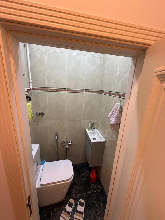 Satılır 2 otaqlı köhnə tikili, 67 m², 28 May m.-4
