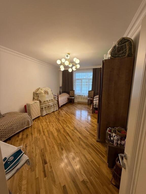 Satılır 2 otaqlı köhnə tikili, 67 m², 28 May m.-7