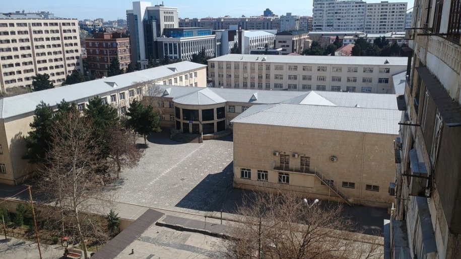 Satılır 1 otaqlı köhnə tikili, 50 m², Azadlıq Prospekti m.-2